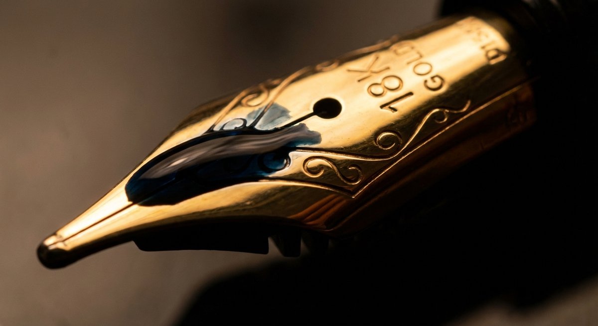 Dettaglio pennino stilografica Lamy